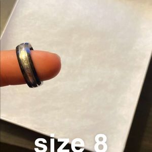 size 8 mens ring
